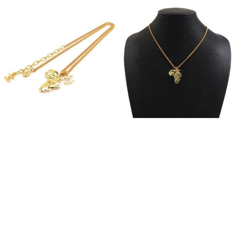 CHANEL Gold Necklace - Picture 5 of 5